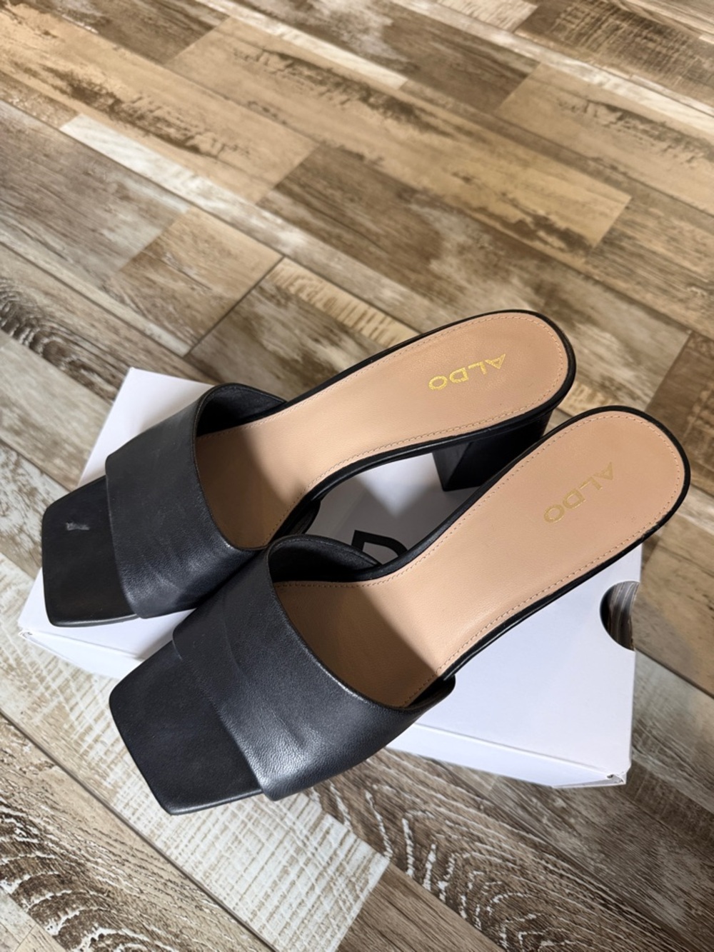 Aldo Black Square-Toe Leather Slide Mules